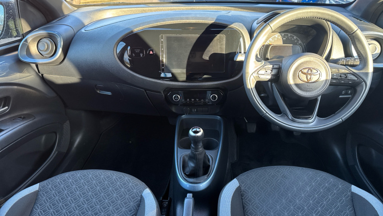 Toyota Aygo X 1.0 VVT-i Edge 5dr Petrol Hatchback